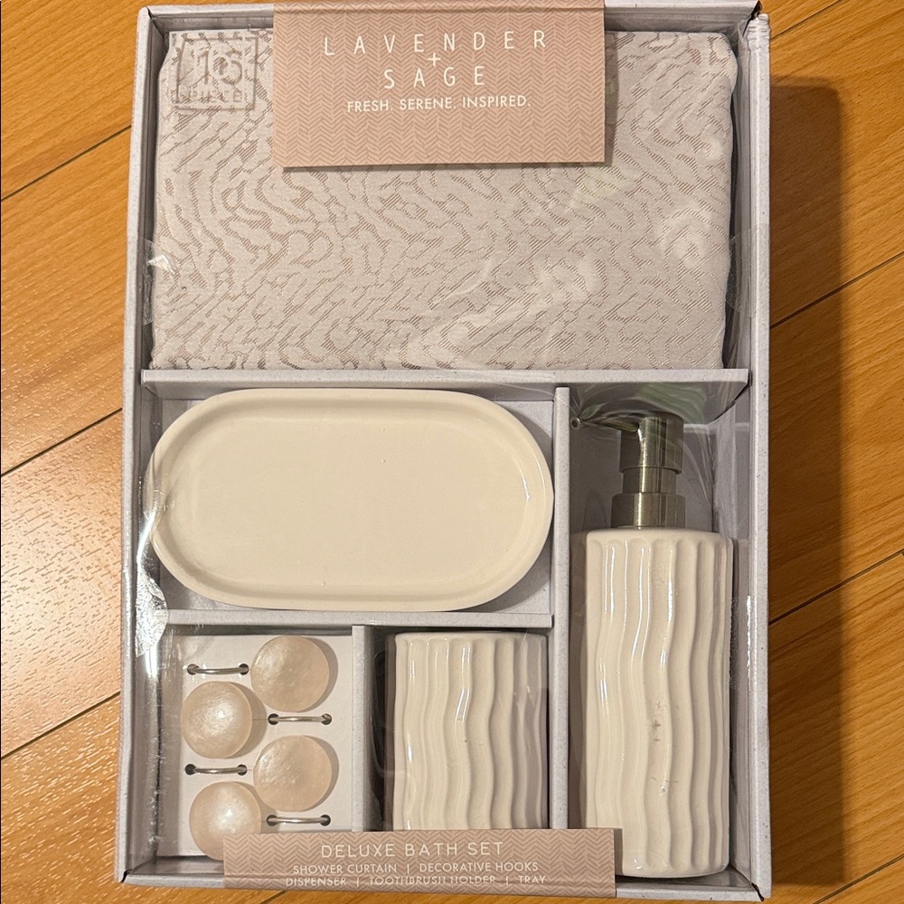 Lavender Sage Bath Set with Accessories